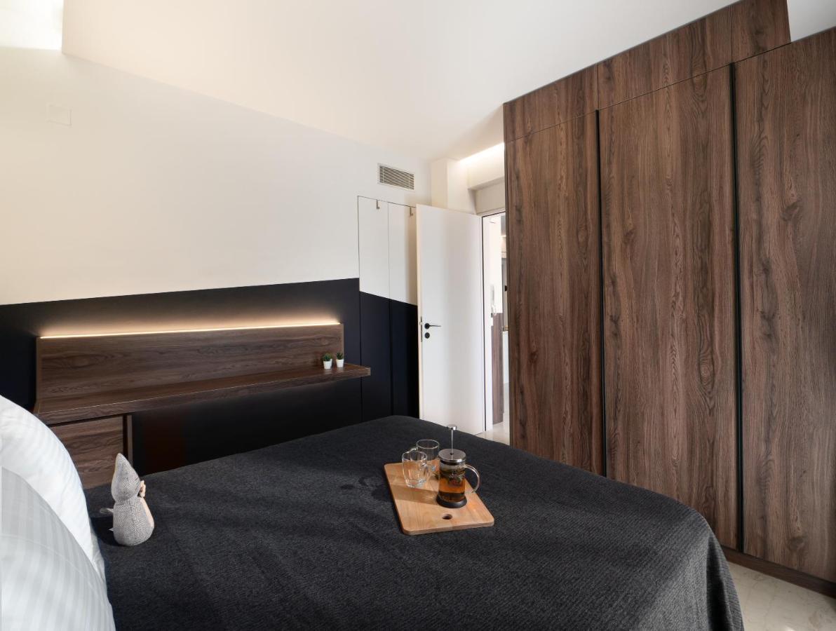 The H Experience - Stylish 2Bd Apt With Balcony In Heraklion Center Ngoại thất bức ảnh